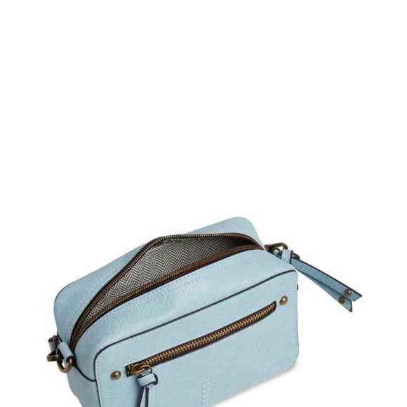 Time and Tru Women's Olivia Essential Crossbody Purse NWT - Picture 2 of 7